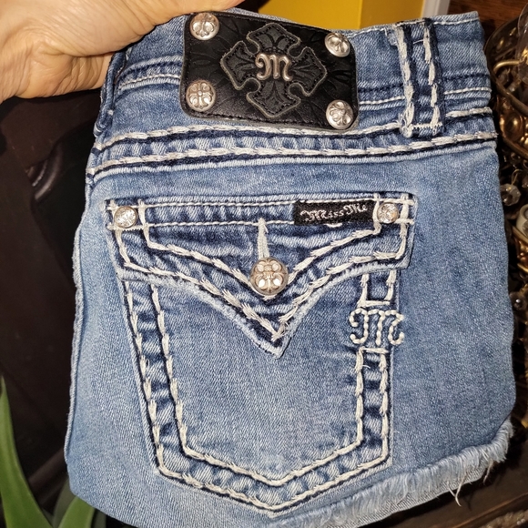 Miss Me jean shorts 27 - Picture 5 of 9